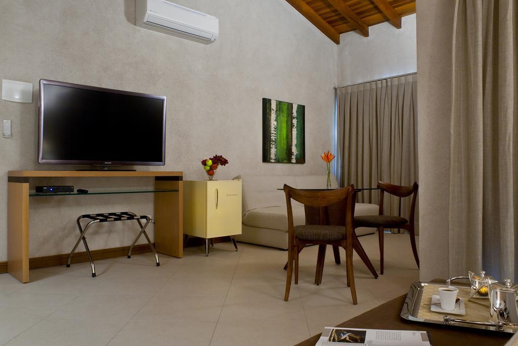 Abayomi Hotel Ilhabela Habitación foto